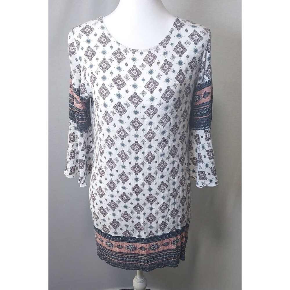 Urban Girl Bohemian Medallion Pattern Shift Dress 3/4 Bell Sleeve Size Small